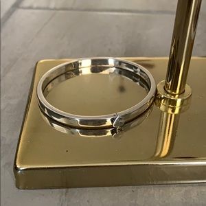 Kate Spade Heritage spade thin metal button bangle